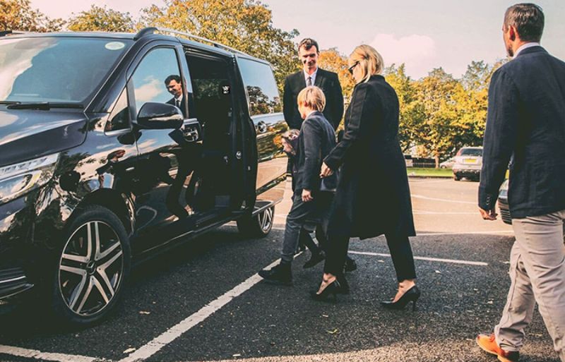 Private airport transfers Lisbon